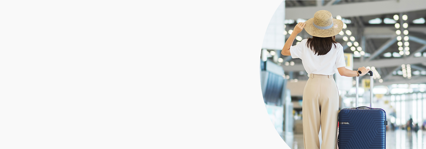 ragazza in aereoporto